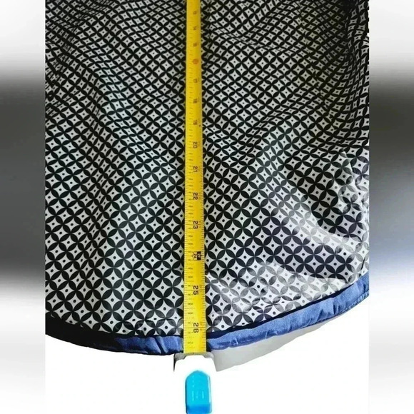 Crown & Ivy Navy Blue Quilted Lined Full Zip Vest - Picture 4 of 7